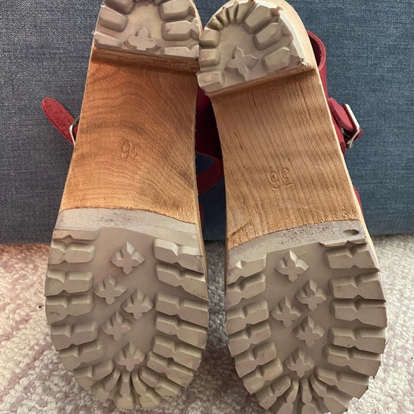 MIA Abba clogs - NWOT - Picture 5 of 6